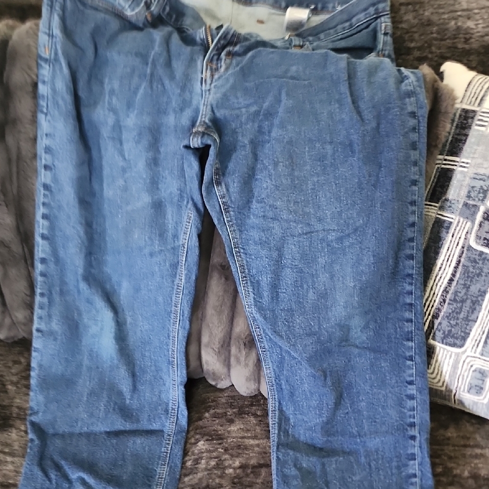 Banana Republic Men's Medium Blue Relaxed Jeans